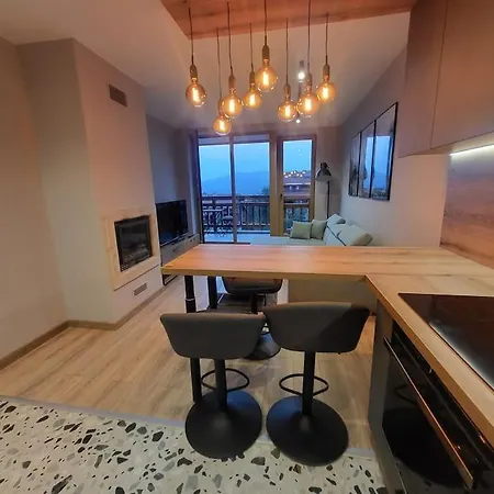 Mountain View Cozy Apt In Bansko! Διαμέρισμα *
